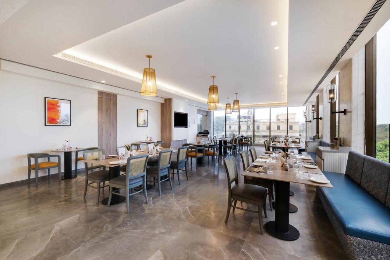 7 Apple Hotel Mahape, Navi Mumbai Dış mekan fotoğraf